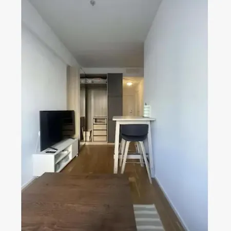 Small Dorm 6 Min From Centralstation! *