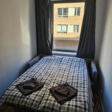 Small Dorm 6 Min From Centralstation! Apartment *